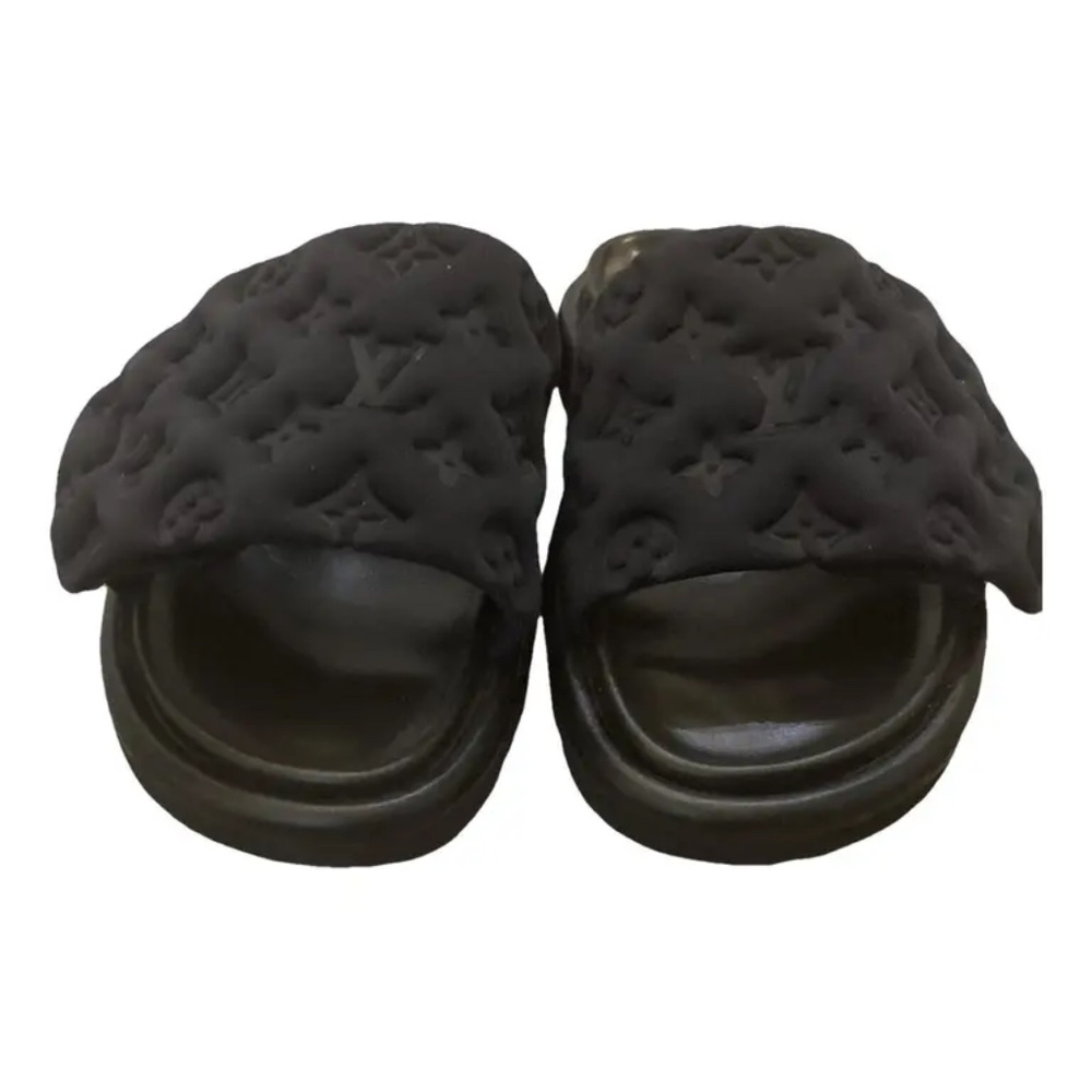 Louis Vuitton Black Leather Pool Pillow Flat Comfort Slide - Size 37